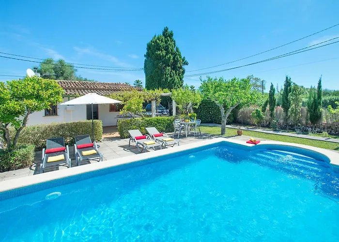 Villa Owl Llenaire Petit - 3 Min Drive To The